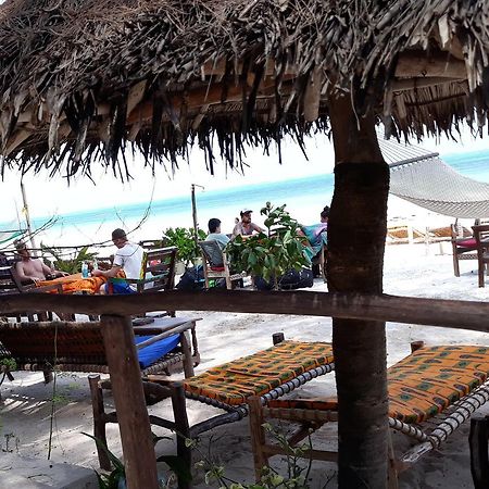 Sipano Beach Lodge Kiwengwa  Esterno foto