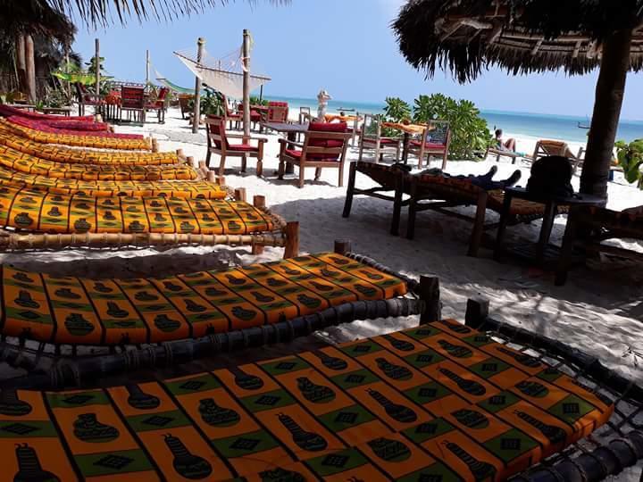 Sipano Beach Lodge Kiwengwa  Esterno foto
